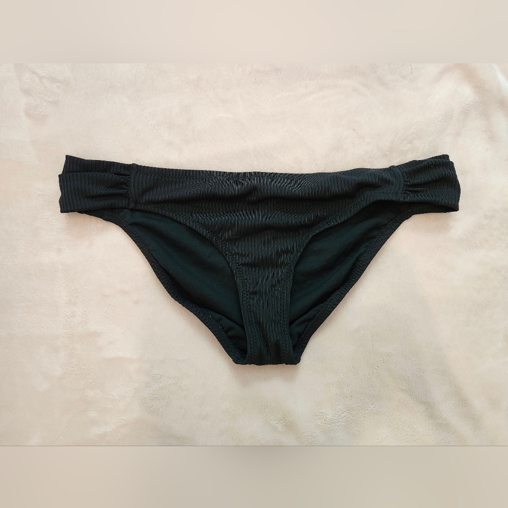 NWT Jessica Simpson Black Bikini Bottoms
